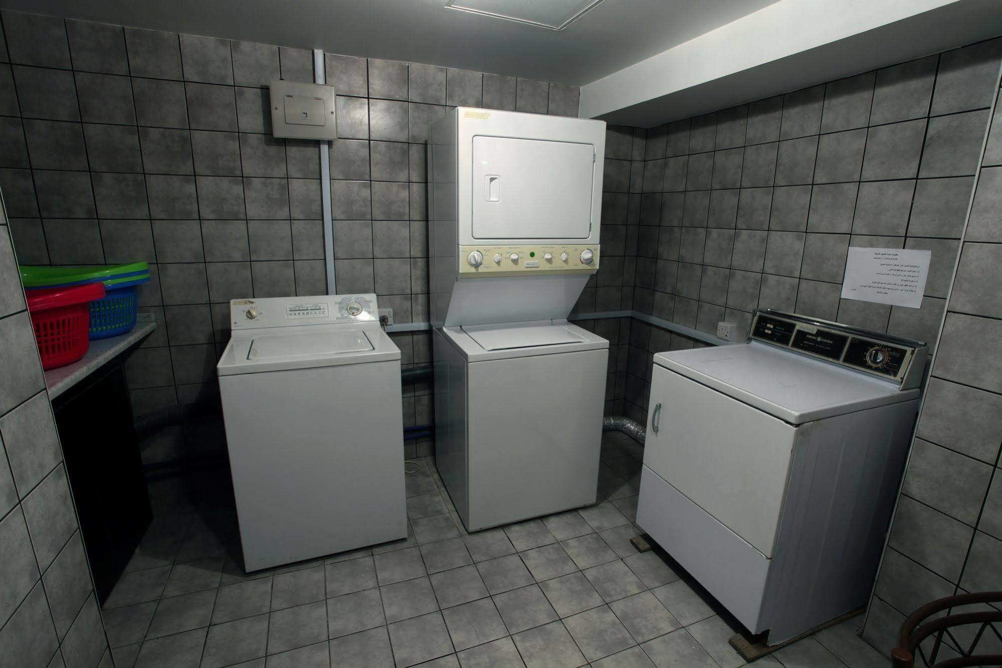 Barakat Hotel Apartments Amman Bagian luar foto